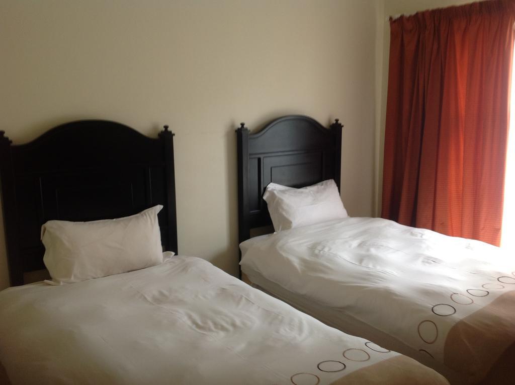 La Picasso Guesthouse Ermelo Ruang foto